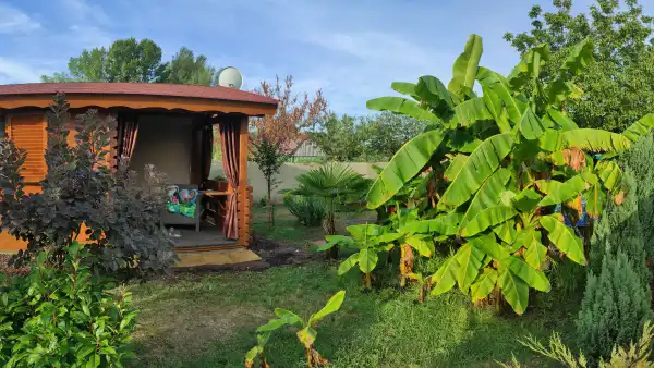 Eladó nyaraló, Oroszlány 2 szoba 20 m² 25 M Ft