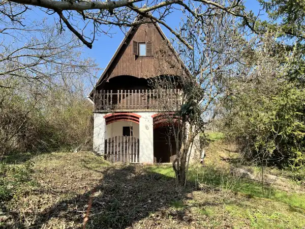 Eladó nyaraló, Pákozd 2 szoba 40 m² 16.9 M Ft