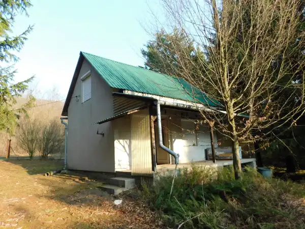 Eladó nyaraló, Parád 1+2 szoba 50 m² 32.9 M Ft