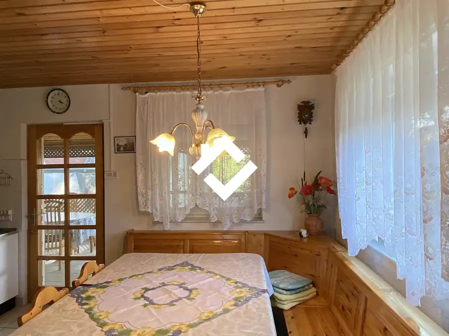 eladó nyaraló, Szigetbecse