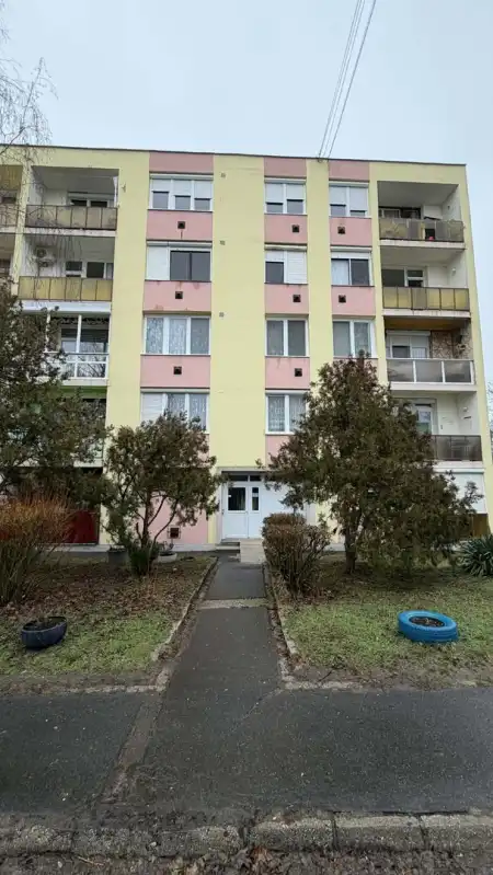 Eladó panellakás, Bátonyterenye 2 szoba 49 m² 16.9 M Ft