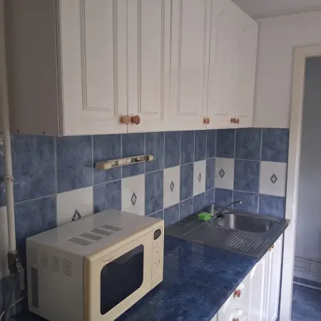 Eladó panellakás, Békéscsaba 2 szoba 52 m² 29.9 M Ft