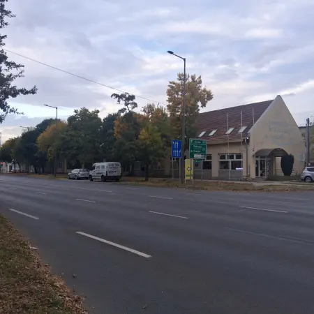 Eladó panellakás, Békéscsaba 1 szoba 39 m² 27.5 M Ft