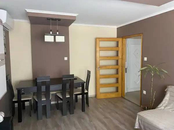 Eladó panellakás, Békéscsaba 2 szoba 50 m² 27.9 M Ft