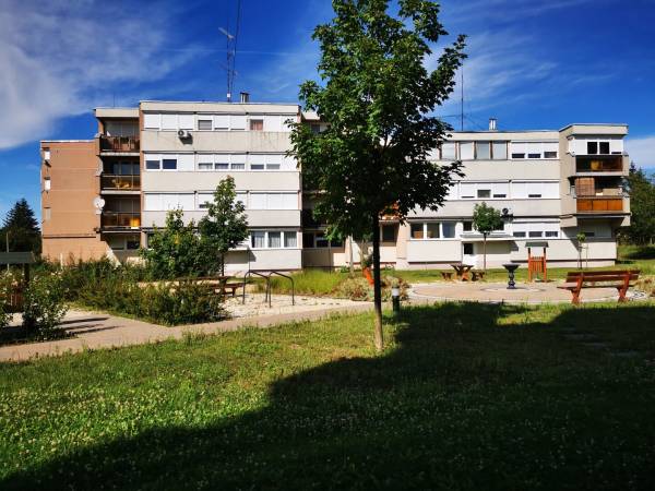 eladó panellakás, Bélapátfalva