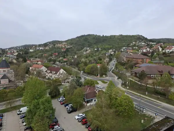 Eladó panellakás, Budaörs 2 szoba 51 m² 57 M Ft