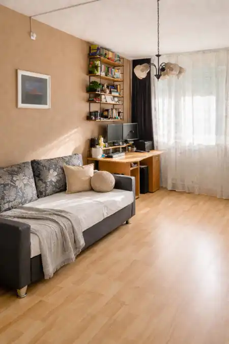 Eladó panellakás, Budapest, III. kerület 1+2 szoba 57 m² 66.8 M Ft