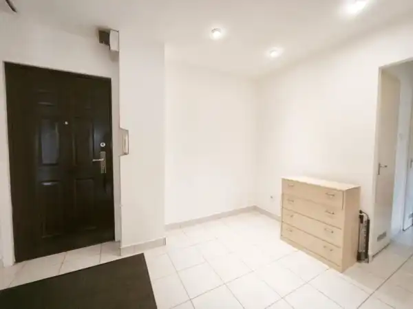 Eladó panellakás, Budapest, III. kerület 1+2 szoba 57 m² 64.9 M Ft