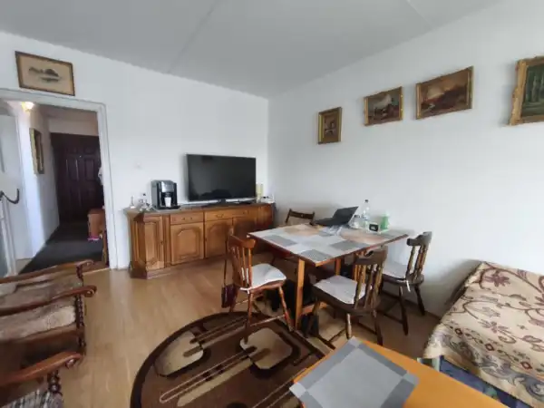 Eladó panellakás, Budapest, III. kerület 2 szoba 51 m² 62 M Ft