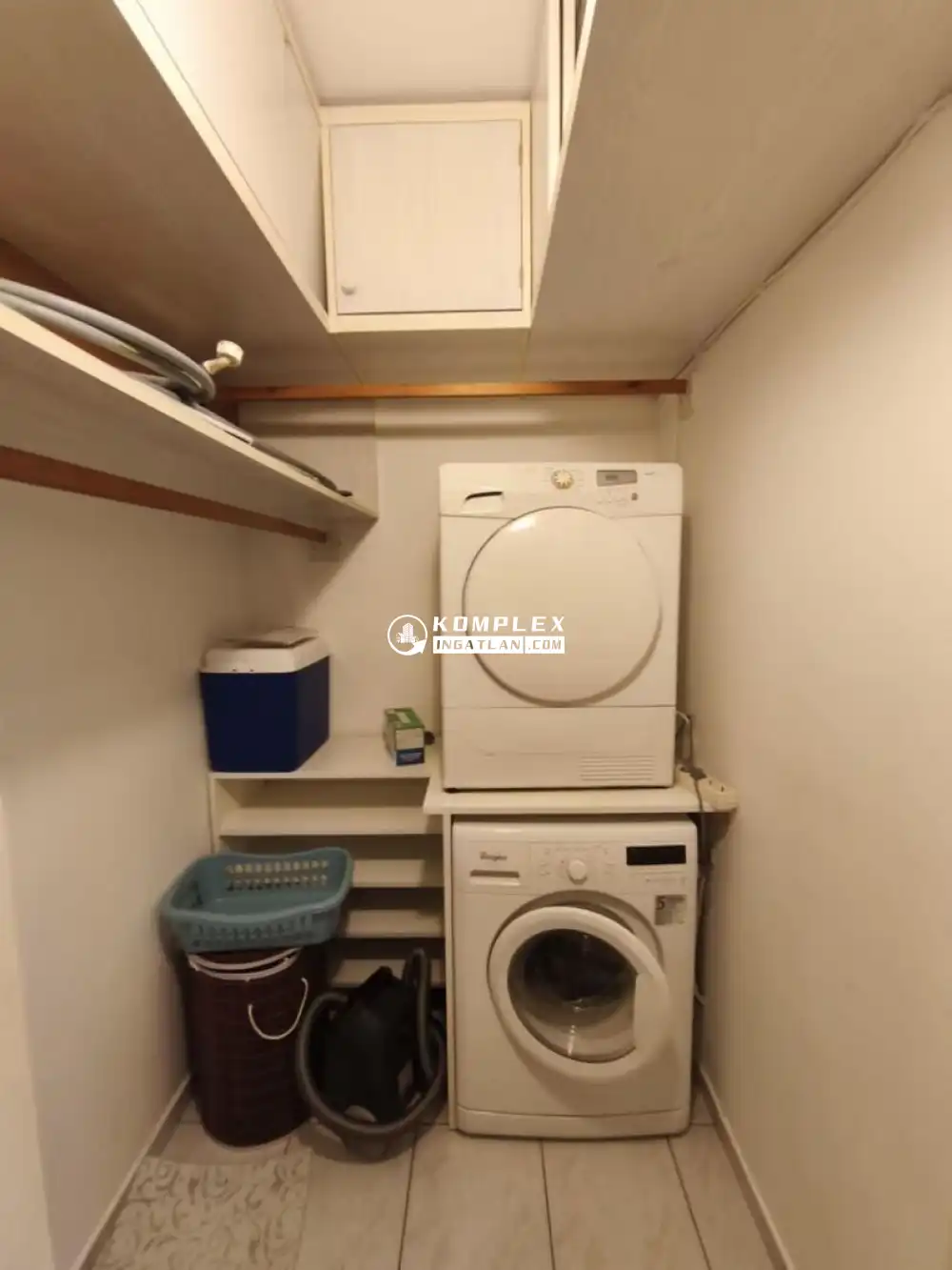 Budapest, III. kerület - Békásmegyeri ltp. Duna felől