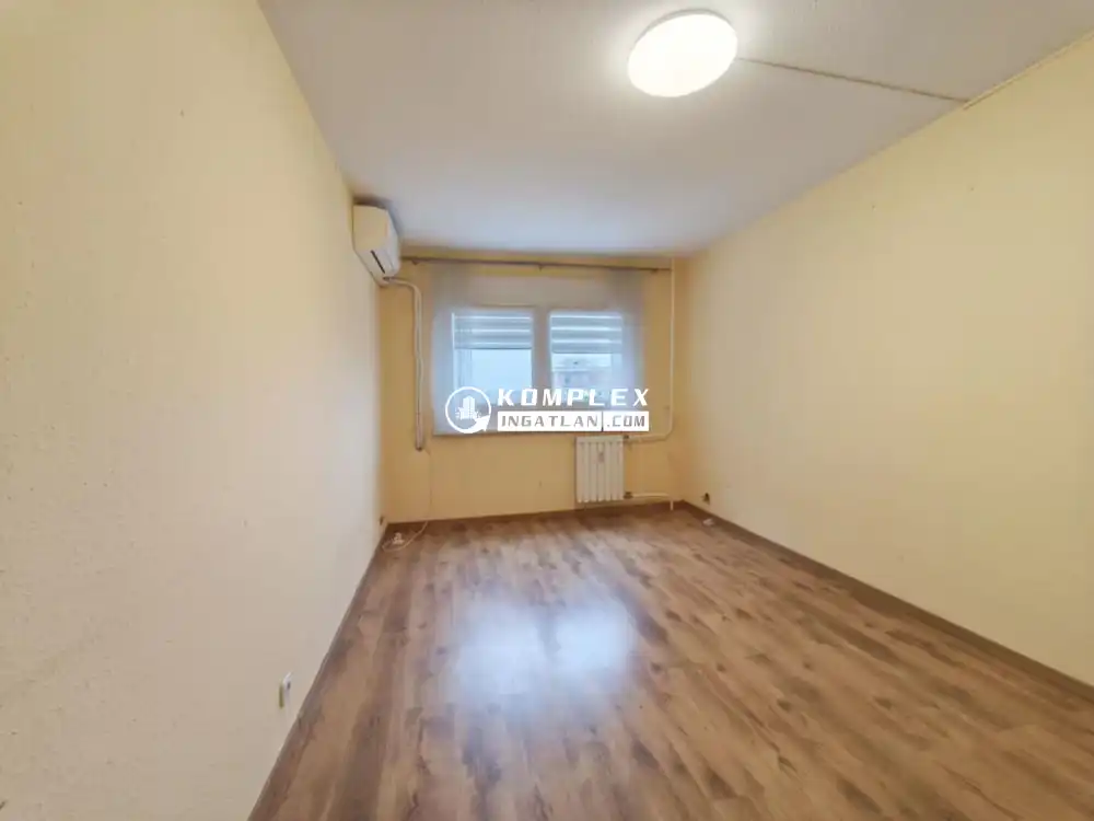 Budapest, III. kerület - Békásmegyeri ltp. Duna felől