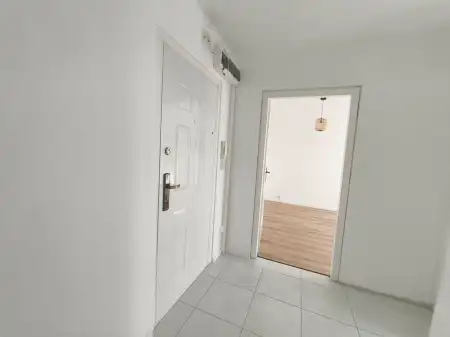 Eladó panellakás, Budapest, III. kerület 2 szoba 48 m² 71.9 M Ft