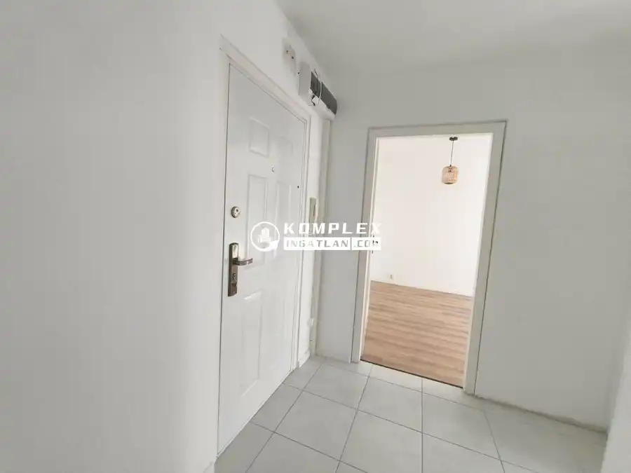 eladó panellakás, Budapest, III. kerület