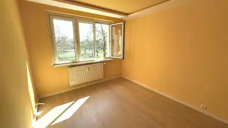 Eladó panellakás, Budapest, III. kerület 3 szoba 69 m² 95.9 M Ft