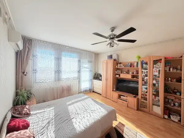 Eladó panellakás, Budapest, X. kerület 3 szoba 67 m² 71.9 M Ft