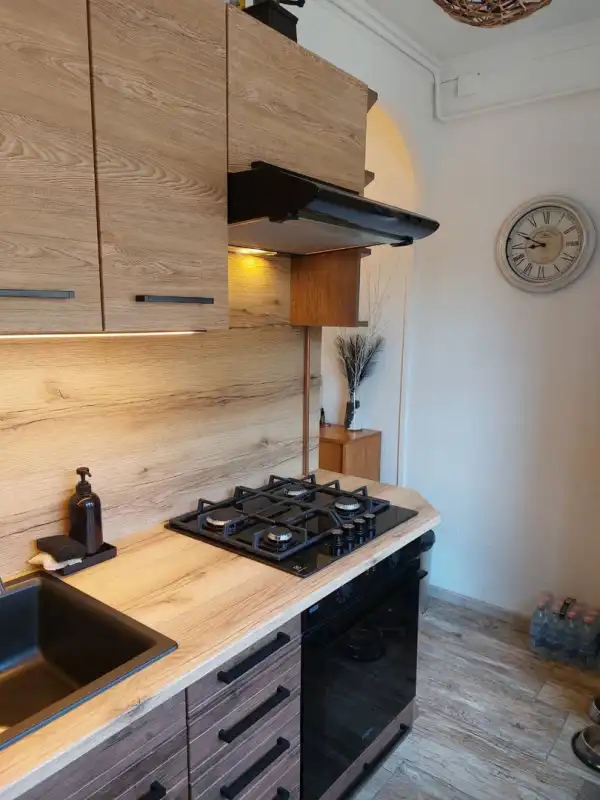 Eladó panellakás, Budapest, XV. kerület 2 szoba 47 m² 63 M Ft