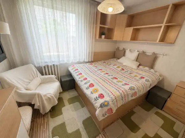 Eladó panellakás, Budapest, XXI. kerület 1+2 szoba 54 m² 63 M Ft
