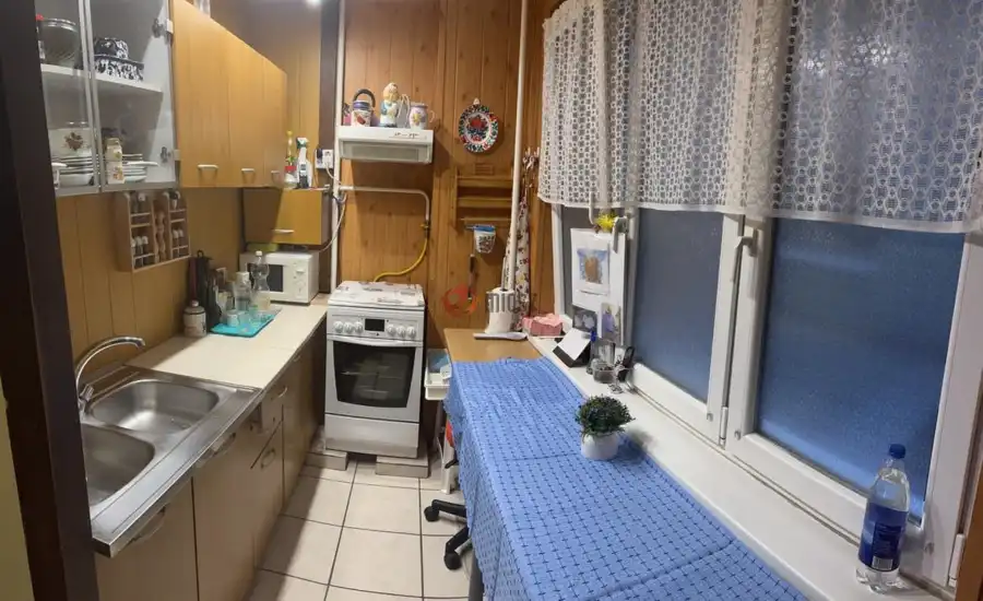 eladó panellakás, Dunaújváros