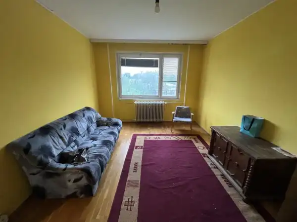 Eladó panellakás, Dunaújváros 2 szoba 52 m² 25.5 M Ft