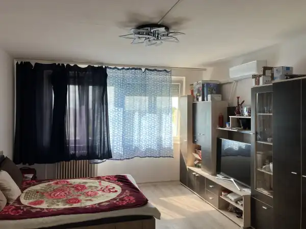 Eladó panellakás, Dunaújváros 1 szoba 31 m² 22.2 M Ft