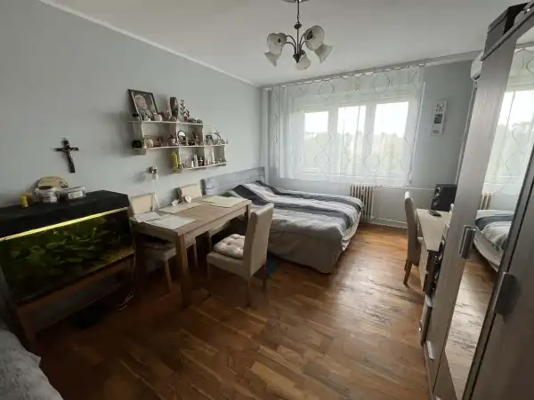 Eladó panellakás, Dunaújváros 1 szoba 30 m² 24.9 M Ft
