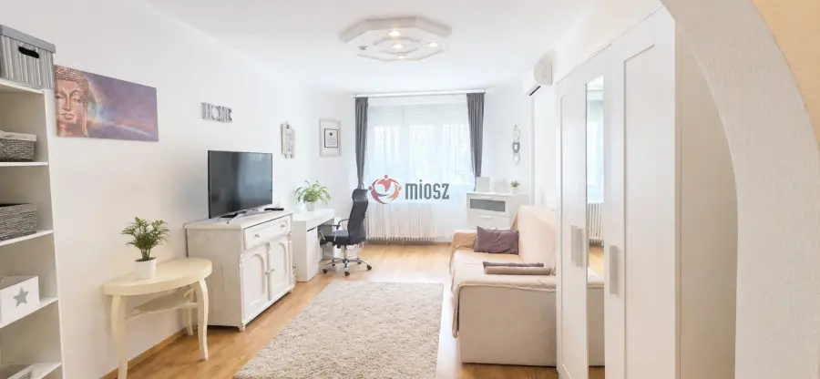 eladó panellakás, Dunaújváros