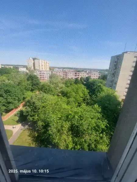 eladó panellakás, Dunaújváros