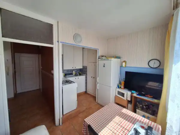 Eladó panellakás, Dunaújváros 1 szoba 35 m² 24.3 M Ft