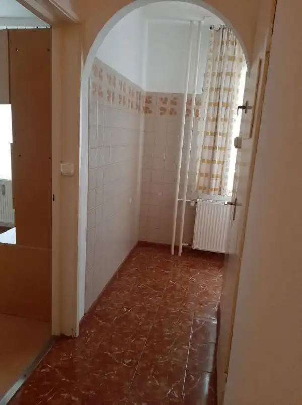 Eladó panellakás, Dunaújváros 2 szoba 52 m² 31.5 M Ft