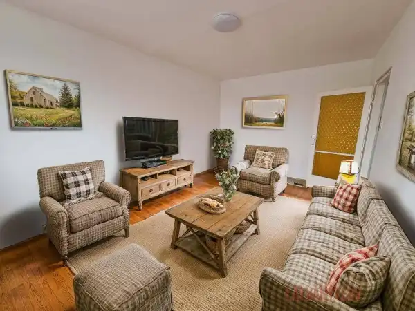 Eladó panellakás, Dunaújváros 1 szoba 35 m² 25.69 M Ft