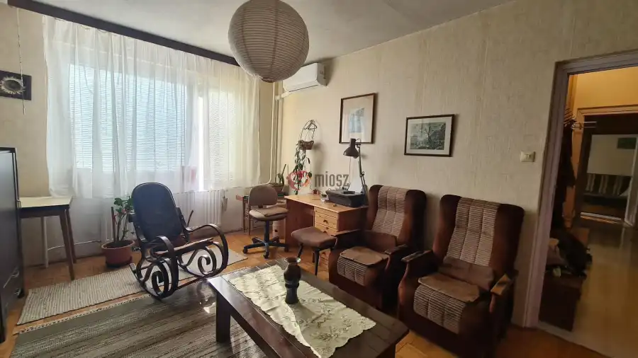 eladó panellakás, Dunaújváros