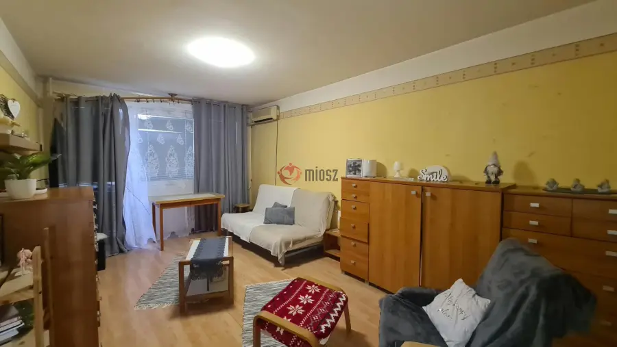 eladó panellakás, Dunaújváros