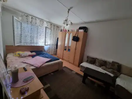 eladó panellakás, Dunaújváros