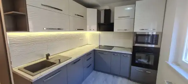 Eladó panellakás, Dunaújváros 2+1 szoba 57 m² 39.5 M Ft