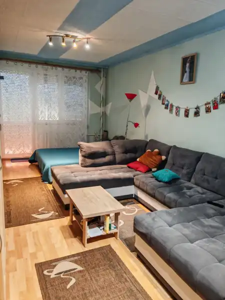 eladó panellakás, Dunaújváros
