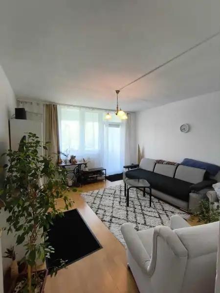 eladó panellakás, Dunaújváros
