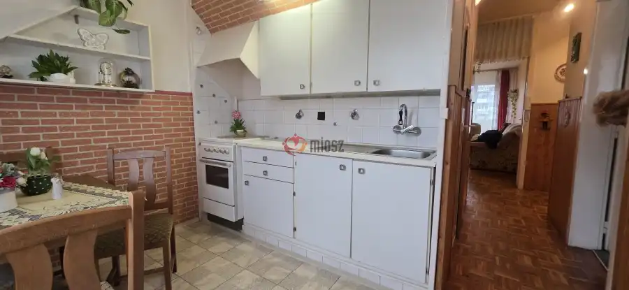 eladó panellakás, Dunaújváros