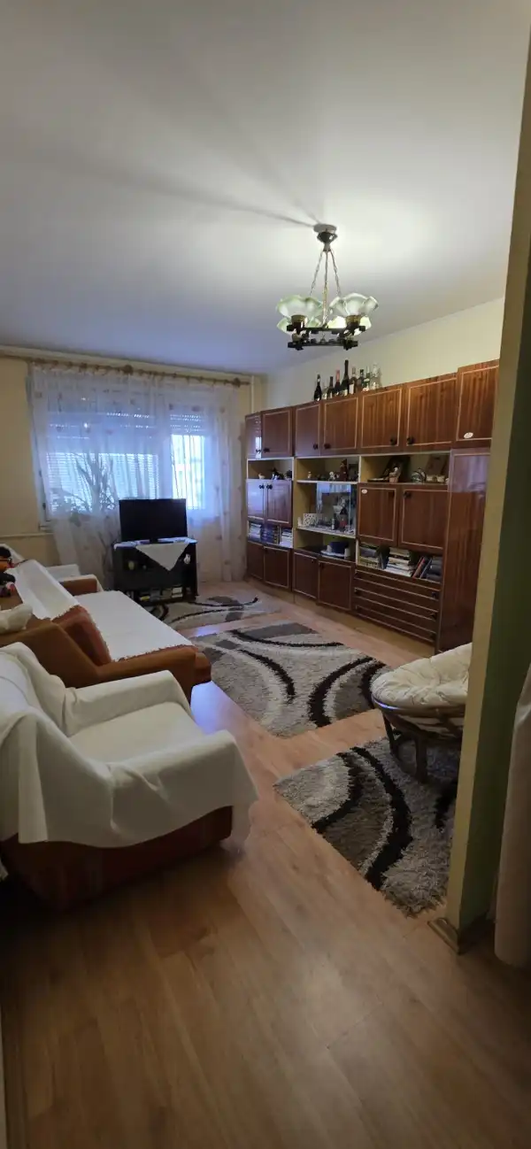 Eladó panellakás, Dunaújváros 2 szoba 59 m² 31.9 M Ft