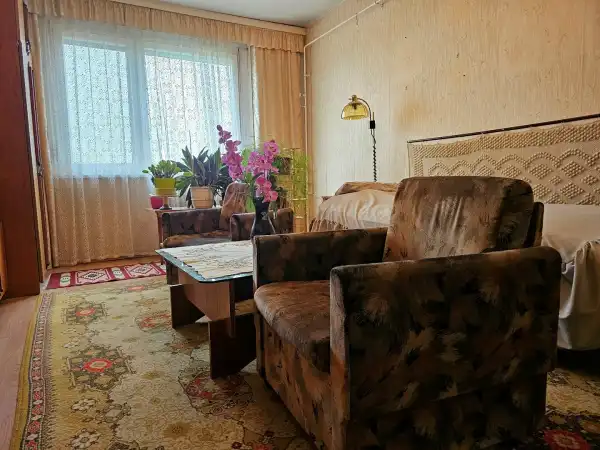 Eladó panellakás, Eger 2 szoba 52 m² 31.5 M Ft