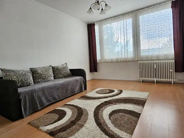 Eladó panellakás, Eger 2+1 szoba 60 m² 35.9 M Ft