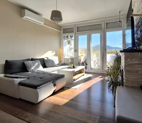 Eladó panellakás, Eger 2 szoba 52 m² 39.9 M Ft