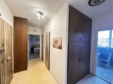 eladó panellakás, Eger