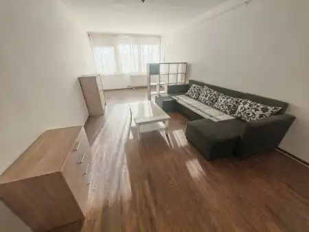 Eladó panellakás, Eger 2 szoba 65 m² 38.9 M Ft