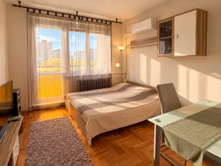 Eladó panellakás, Győr 2+1 szoba 58 m² 48.99 M Ft