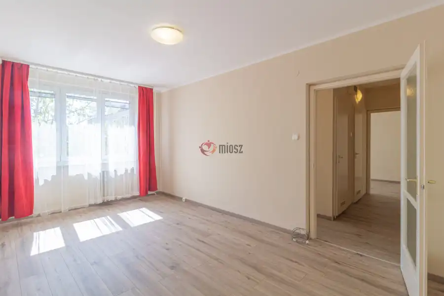 eladó panellakás, Kecskemét