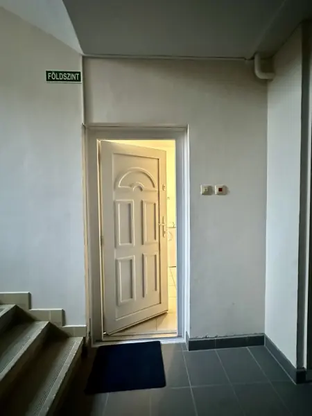 Eladó panellakás, Keszthely 1 szoba 36 m² 47.9 M Ft
