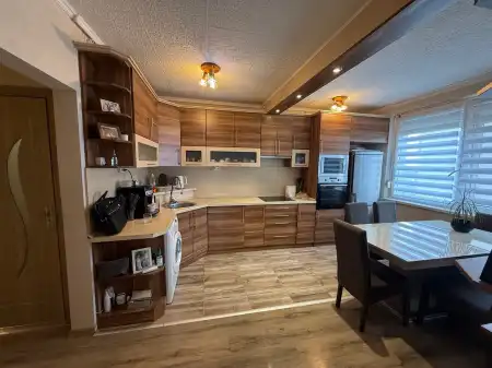 Eladó panellakás, Nyíregyháza 2 szoba 55 m² 36.5 M Ft