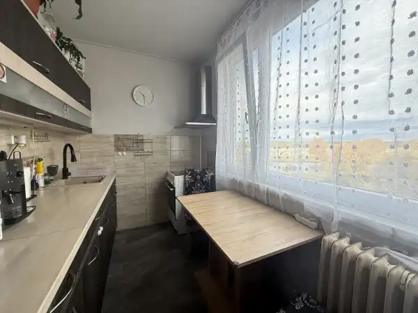 Eladó panellakás, Oroszlány 2+1 szoba 62 m² 36.8 M Ft Eladó panellakás, Oroszlány 2+1 szoba 62 m² 36.8 M Ft