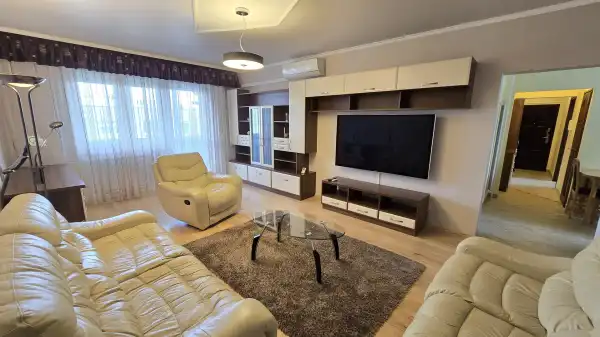 Eladó panellakás, Paks 3+1 szoba 85 m² 53 M Ft