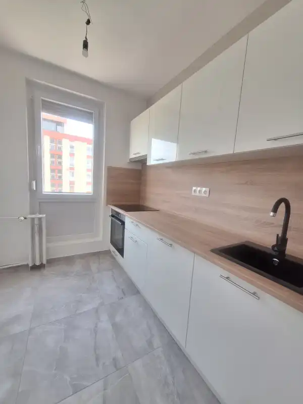 Eladó panellakás, Pécs 1+1 szoba 40 m² 36.9 M Ft